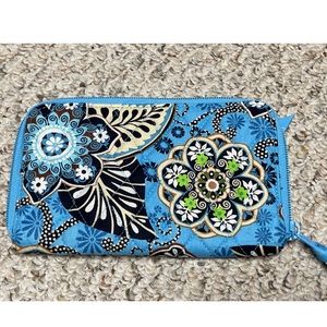 NEW Never Used Vera Bradley Wallet